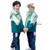 Uniformes escolares, ropa de asalto, ropa de otoño. Ropa de Clase para Niños Gruesa Otoño e Invierno Jardín de Infancia Traje de Tres Piezas