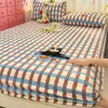 Sábana de Algodón Puro Cepillado Bordada de Toalla Espesa Cubre Cama de Algodón de Invierno para Niños Juego de Tres Piezas Protector de Colchón Simmons
