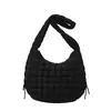 Bolsa de Tecido Grande Capacidade Preenchida com Algodão Transfronteiriça Bolsa de Ombro Tote Plissada Versátil Nicho Literário Bolsa Feminina Guangzhou Shiling Bag