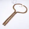 Para Exclusivo de Fronteira Luxo Leve Alto Padrão Totalmente Diamantado Liga Geométrica Coração Formato Gravata Estilo Pingente Colar Elegante Acessório de Festa