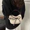 2025 Nueva Moda Color de Contraste Lazo Casual Casual Gran Capacidad Hombro Bandolera Bolso de Mano Bolsita de Muñeca Mujer