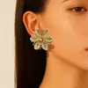 Estilo Ins Diseño Hueco Textura de Moda Pendientes de Camelia Pendientes Florales Estéreo Populares Transfronterizos Europeos y Americanos Pendientes Pendientes