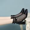 Sandálias de salto alto Square Head femininas 2025 primavera novo nicho personalizado estilo europeu e americano trespassado oco respirável botas de moda
