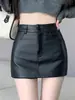 Falda Media de PU Negra Chica Atrevida Falda Súper Corta Primavera 2026 Nueva Falda de Cintura Alta Texturizada Línea A Ceñida a la Cadera Pantalones de Falda de Cuero Mujer