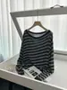 Moda y Atractivo, 100% Garantía de Girar Cabezas, Top de Punto Rayado Asimétrico de un Solo Hombro Relajado, Nuevo Estilo Primavera 2026 10066