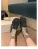 Sapatos Birkenstock de Lã com Solado Grosso e Pantufas Fechadas de Meio com Lã para Mulheres Uso Externo 2026 Novo Outono/Inverno Aumento Interno de Altura Pantufas de Algodão com Pelo