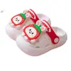 Decoración Luminosa de Fresa para Zapato Nueva Sandalia Infantil de Dibujos Animados Verano Niños y Niñas Bebé Punta Cerrada Suela Suave Zapatos para Caminar Zuecos