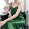 Comercio Exterior Europeo y Americano 2026 Nuevo Vestido Lencero de Satén para Mujer, Largo con Cuello en V, Elegante y Adelgazante, Adecuado como Vestido Largo Base