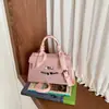 Bolsa de Veludo Transfronteiriça Maillard Pequena Quadrada Feminina Decoração de Lenço de Seda Fivela de Trava Bolsa de Ombro Único Transversal Mini Bolsa Pequena Retro
