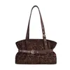 Bolso Pequeño para Axila Estilo Chica Hot Retro para Mujer, Nuevo Bolso Tote Maillard de Moda Otoño/Invierno 2026, Bolso de Hombro Versátil