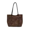 Bolsa Leopardo Personalizada da Moda Grande Capacidade Feminina Casual Retro Tote Simples para Trabalho e Dia a Dia Bolsa de Ombro com Personalidade