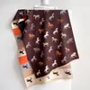 Novo cachecol jacquard dupla face com estampa de cavalo estilo chinês para mulheres, modelo curto com franjas, aquecedor de pescoço quente, adequado para outono e inverno como um xale grande
