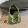 Bolso para axila con estampado de estrellas retro para mujer, bolso de un solo hombro, nuevo, versátil, casual, para el trabajo, bolso cruzado portátil para viajes