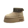 Zapatos de Invierno para Mujer Botas de Algodón Forradas de Felpa Zapatos de Algodón Grandes del Noreste Nieve Algodón 2026 Nueva Moda Versátiles Botas de Nieve de Suela Gruesa para Mujer