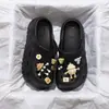 Zapatos Perforados de Exterior de Verano para Mujer 2026 Nuevo Estilo Tipo Zueco Antideslizantes Antiolor Suela Gruesa Playa Sandalias de EVA para Mujer Verano