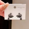 Pendientes de Plata Aguja Estilo Lujo Ligero con Cisne de Zirconia y Gota de Agua, Pendientes Pequeños de Botón Modernos y Exquisitos, Pendientes Dulces y Elegantes de Alta Gama para Mujeres