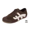 Sapatos para Mulheres Estilo Coreano Confortáveis Retro Design de Nicho Marrom 2025 Tênis Esportivos Clássicos Novo Treinamento Alemão Couro Genuíno Versátil