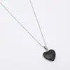 Europa y Estados Unidos collar colgante luminoso transfronterizo amor piedra natural cadena de acero de titanio retro no se decolora joyería cadena para el cuello mujeres