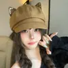 Gorro octagonal de estilo japonés con orejas de gato dulces para mujer, boina retro de lana para primavera y otoño, gorra de pico que hace que la cara se vea más pequeña, gorra de plato