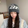 Gorro de punto de mezcla de lana para mujer, bloques de color, para otoño e invierno, cálido y moderno para exteriores, nuevo estilo, moda al por mayor