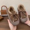 Zapatos de Algodón para Niñas 2025 Invierno Nuevos Tenis Cálidos para Niños Zapatos Casuales de Terciopelo Retro Engrosados con Velcro para Niños
