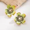 Pendientes Colgantes de Flor Tridimensional con Perlas de He Ming Jewelry, Estilo Simple y Dulce, con un Toque de Lujo Ligero y Alta Gama, Accesorios de Estilo Festivo para Mujer