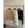 Conjunto de Dos Piezas Hers Sweet Autumn Estilo Coreano Casual Chaleco Texturizado + Cárdigan de Punto de Manga Larga 66864