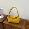 Bolsa de ombro retrô fashion coreana, fosca, para axila, novidade de outono de 2026, nicho, alto valor, única, cor sólida
