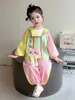 Conjunto de Otoño para Niña 2026 Nueva Moda Elegante Ropa de Otoño Infantil, Conjunto de Dos Piezas Súper Lindo de Abrigo para Bebés Niñas