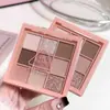 Paleta de Sombras de Ojos Xiaoyumi de Nueve Colores Perlado Mate Brillo Fino Tono Frío Color Iluminador No Fácil de Quitar Maquillaje Atmósfera
