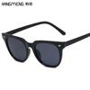 Gafas de Sol Europeas y Americanas de Marco Grande 2020 Gafas de Sol Personalizadas Ojo de Gato para Mujer estilo ins Fotografía Callejera Gafas de Sol Redondas Retro Transfronterizo