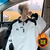 Moletom Polo Americano Retrô Solto Estilo Preppy com Meio Zíper Contraste Preto e Branco Tops Masculinos Tendência Primavera e Outono Manga Longa
