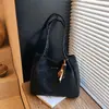 Bolsa Transfronteriza de Gran Capacidad para Mujer 2025 Nueva Bolso de Hombro Retro de Alta Gama Bolso Tote de Moda Otoño e Invierno para Viajar