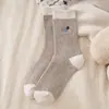 Meias Pelúcia Bordadas com Ponto Duplo Novidade Outono/Inverno Desenho Animado Meia Longa de Lã Melange Tendência Estilo Coreano Meia de Comprimento Médio