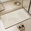 Alfombrilla Sencilla de Tierra de Diatomeas para el Hogar para Baño, Entrada de Inodoro, Alfombrilla para Pies Absorbente de Agua de Secado Rápido, Alfombrilla de Baño Antideslizante, Felpudo de Entrada