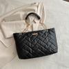 Bolso pequeño con cadena y bordado rómbico para mujer, bandolera de un solo hombro, de gran capacidad, con cadena, combinable con todo, primavera 2024