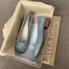 Sapatos de Salto Grosso para Combinar com Saias, Sapatos Femininos Elegantes, Novo Estilo Primavera e Outono 2026, Scarpins Azuis com Laço Estilo Francês Baixo