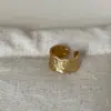 Anillo de Metal Geométrico con Textura Martillada para Mujer, Estilo Ins, Exagerado, Único, Moderno, de Moda
