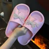 Nuevas Pantuflas DIY de Suela Gruesa para Mujer, Verano Antideslizantes, Ropa de Pareja Resistente al Desgaste, Sandalias Creativas de Dibujos Animados para el Hogar y el Interior