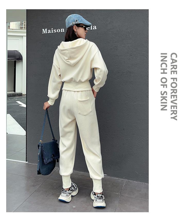 跨境淘货源分销2024秋冬季新款街头潮流减龄小个子爆款欧货网红款运动套装休闲运动气质休闲时尚流行新款秋装秋装女装时尚套装套装女装秋季套装女套装女女士运动服女装两件套套装卫衣套装休闲套装秋季套装女装时尚套装盐系休闲套装女装2024百搭设计感小众洋气欧货阿里国际站跨境采购Cross-border, shopping source, foreign trade, export, distribution 2024 fall, winter, new, street trend, explosive, European goods, network red, sportswear, leisure sports, temperament leisure, fashion popular, new autumn wear, autumn women's wear, fashion suit, women's wear, women's wear, women's wear, women's sportswear, women's two-piece, hoodie suit, casual suit, autumn suit, women's wear, Fashion suit salt department, casual suit women's dress, Ali International Station, cross-border procurement