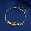 Venta caliente transfronteriza Pulsera de proyección de corazón torcido nueva diseño de nicho de personalidad femenina Pulsera de foto a color HD de 100 idiomas
