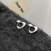Nuevos y Sencillos Brazaletes para Oreja con Forma de Corazón de Amor para Mujer, Diseño de Nicho, Pendientes de Alta Gama, Versátiles para el Uso Diario, Pendientes al por Mayor
