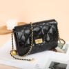 Bolso Rombo Estilo Chanel Lujo Ligero Bolso Transfronterizo para Mujer Bolso Pequeño con Cadena de Bolas Doradas Piel de Vaca Aceitada y Encerada Bolso Bandolera 6019