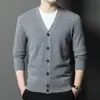 Cárdigan de Lana Pura con Cuello en V de Moda para Hombre, Suéter, Ropa de Punto, Chaqueta, Otoño e Invierno, Estilo Papá, Lana
