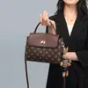 Bolso de Mujer 2026 Nuevo Bolso Cruzado de Verano de Moda Versátil para el Trabajo Bolso de Hombro Bolso de Mano Más Vendido