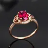 Anillo Corona de Rubí Estilo Coreano Anillo Brillante Color Fuego Chapado en Oro Rosa Pétalo Abierto Anillo de Diamante Rojo con Forma de Huevo