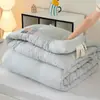 Edredón Individual para Dormitorio Estudiantil Modelo Nuevo 2026, Edredón para Uso en Casa Primavera y Otoño, Núcleo de Edredón Transpirable Agradable al Tacto para Cama Doble de Pareja, Edredón de Invierno