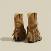 Botas de cowboy western com franjas retrô estilo pós-apocalíptico fivela de cinto rebites botas de cavaleiro Merard bico fino salto grosso botas de tornozelo femininas