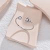 Anillo de diamantes chapado en oro de 14 quilates con diseño de explosión transfronteriza, ajustable, sencillo y ligero, joyería de lujo al por mayor.