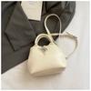 Nova Bolsa de Balde Portátil de Verão 2025, Cesta de Legumes com Aparência Sofisticada e Estilosa, Bolsa de Ombro Único e Transversal, Bolsa Feminina com Laço